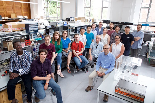 Members of the UNDT group in a lab